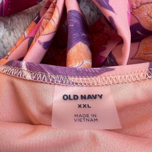 Old Navy Matching V-Neck One-Piece Swimsuit XXL - Picture 3 of 5